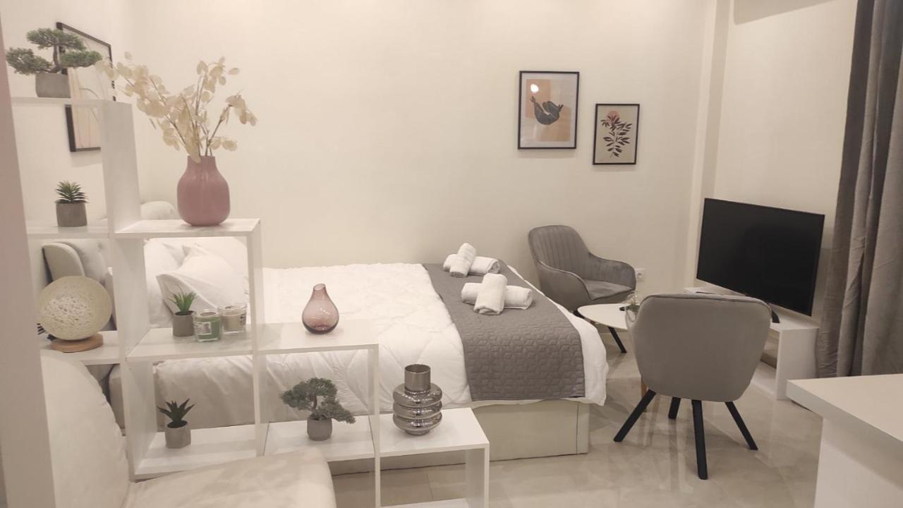 Irene'S Beauty In Koukaki Apartment Athens Exterior photo